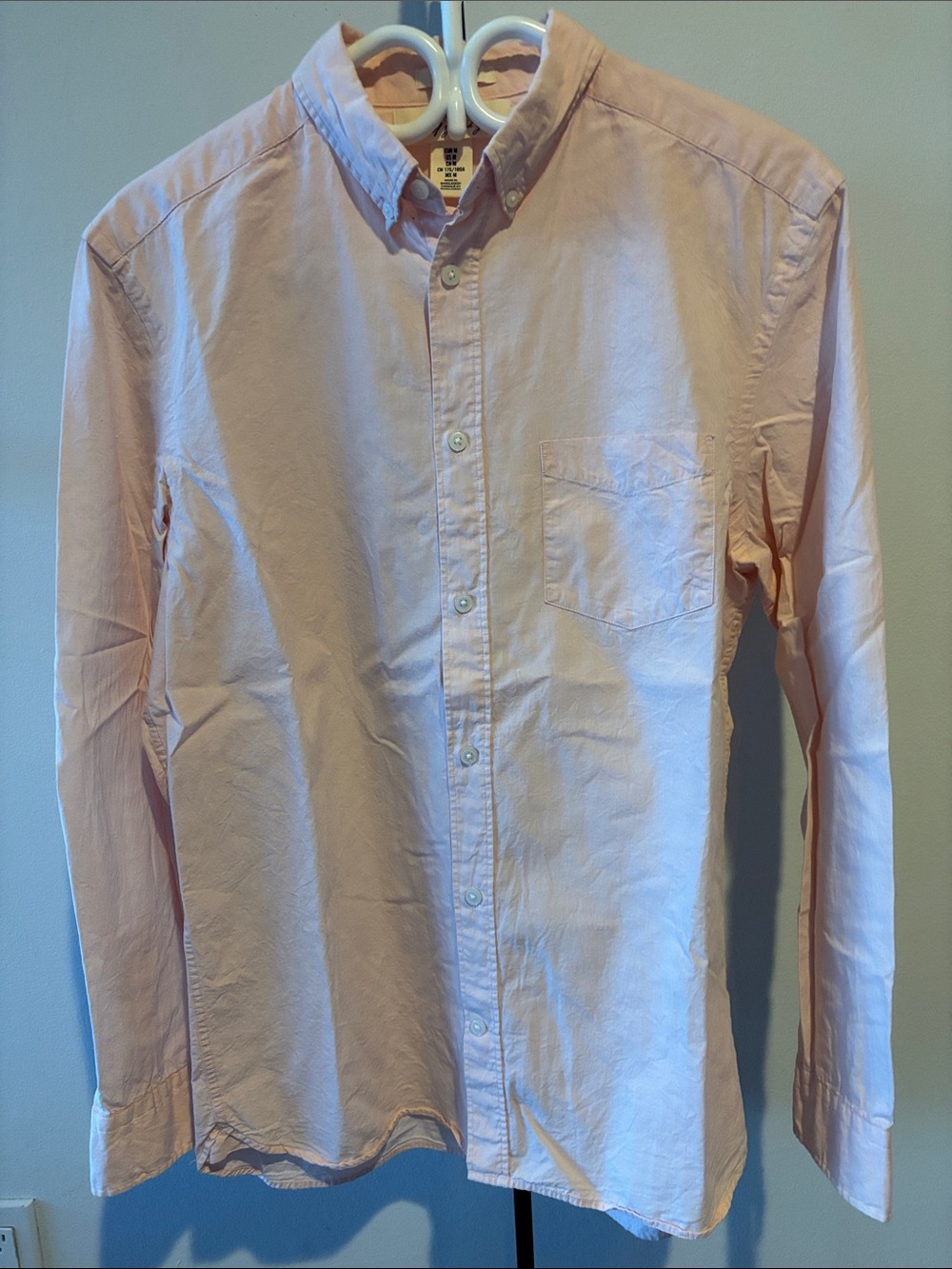 Men's Lightweight Button-Down Shirt in Light Pink/Peach